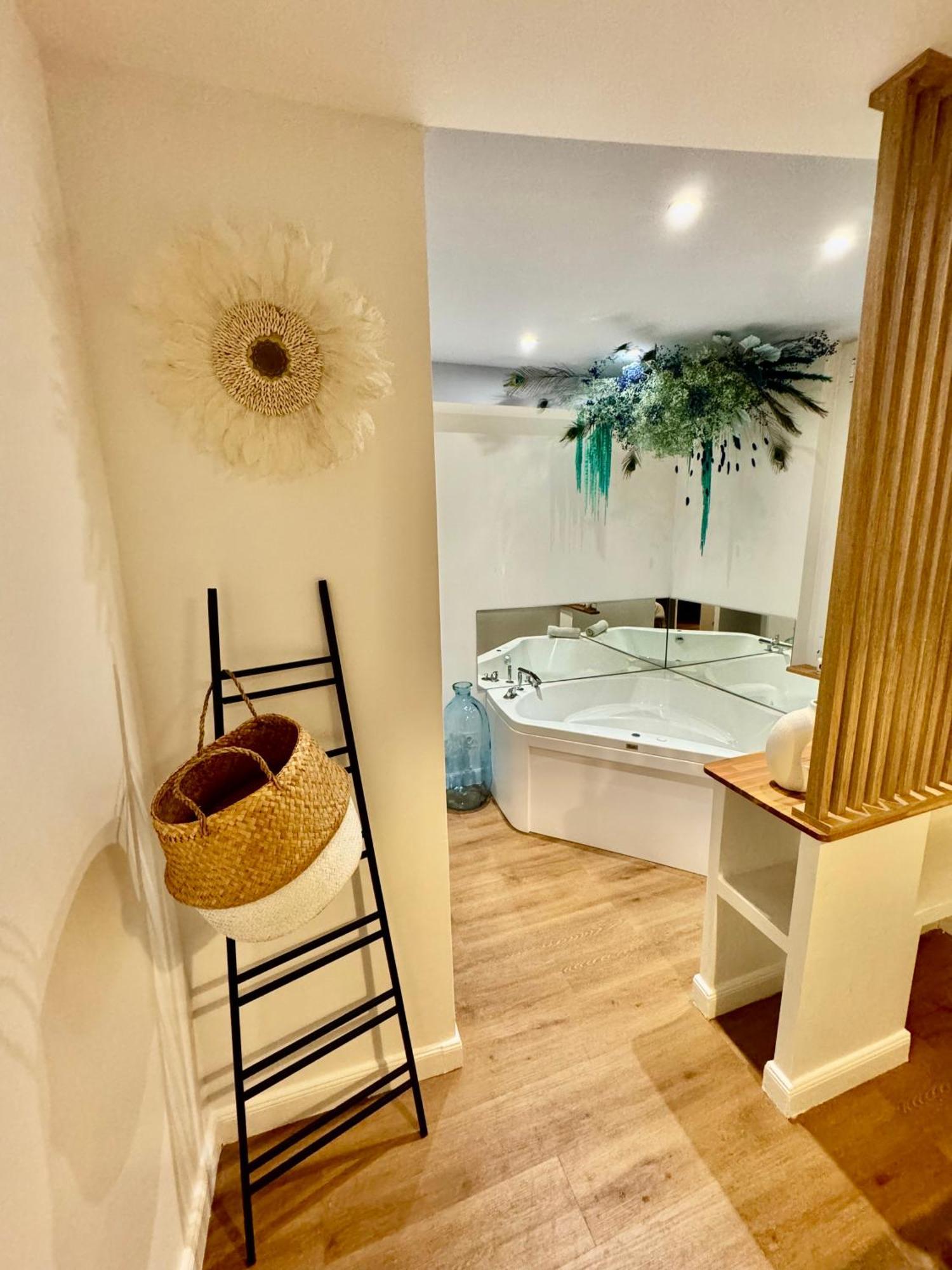 Le Jardin Secret - Balneo & Spa Montpellier Exteriör bild